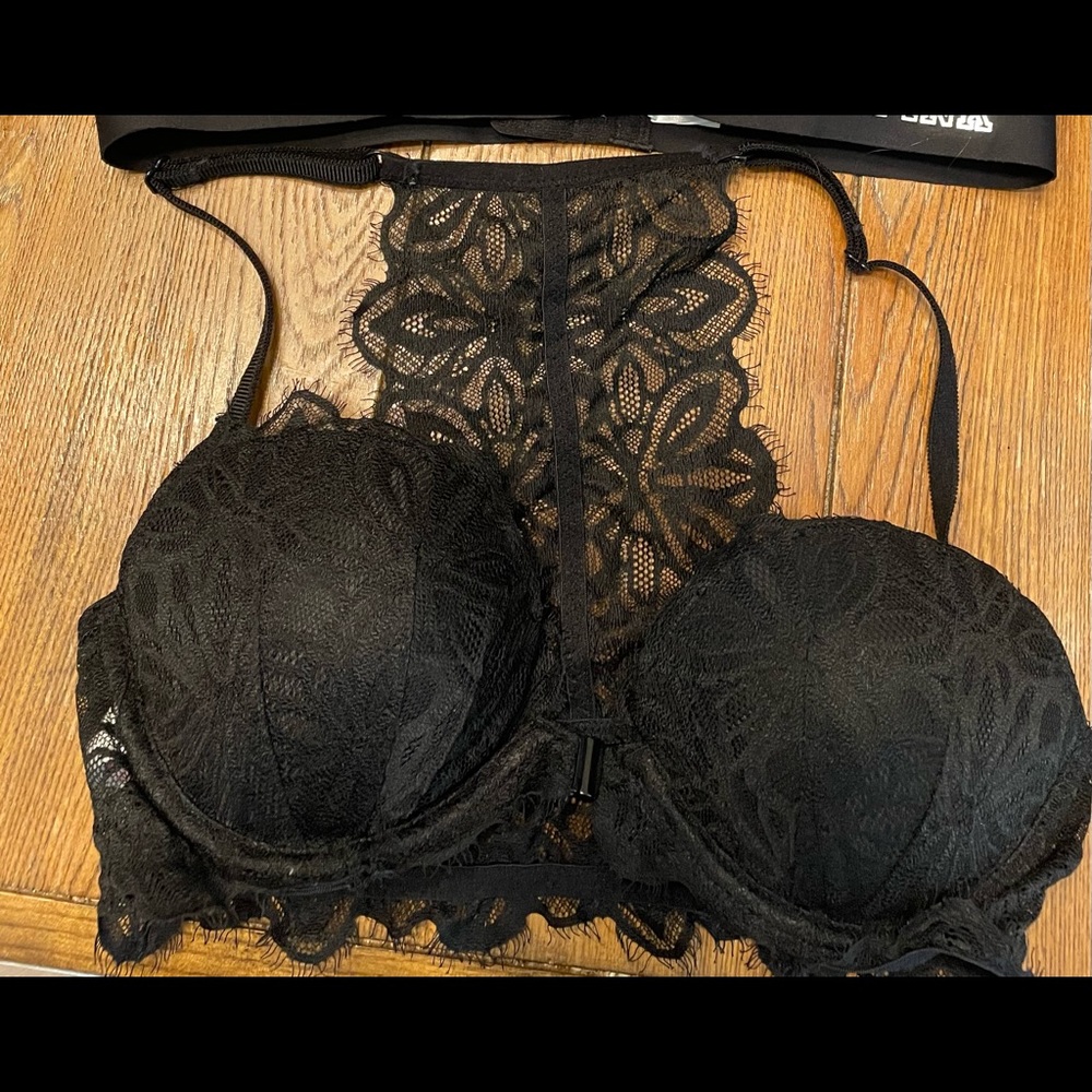 PINK Victoria Secret 32C Black lace push-up bra